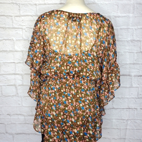 Forever 21 Boho 70s Floral Top Spinning Gold vibe - Picture 2 of 7